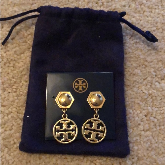 Tory Burch Accessories - Tory Burch h gold earrings